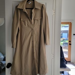 Trench coat with puff sleeves